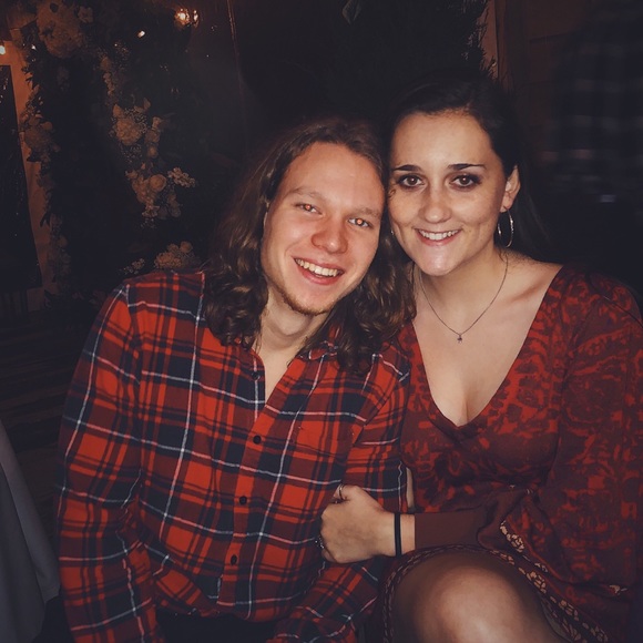 Meet your Posher, Kori - Picture 1 of 1